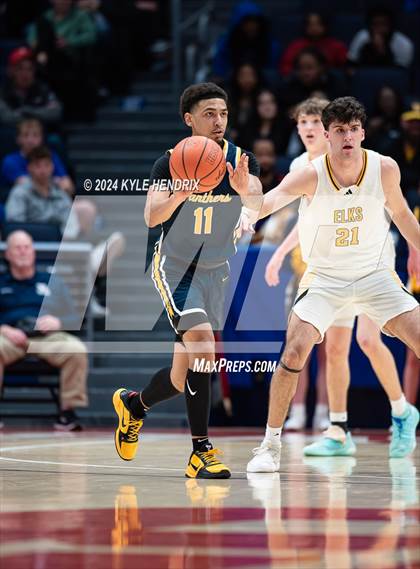 Thumbnail 2 in Centerville vs. Whitmer (OHSAA Division I Semifinal) photogallery.