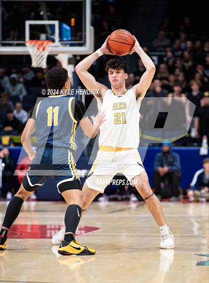 Thumbnail 1 in Centerville vs. Whitmer (OHSAA Division I Semifinal) photogallery.