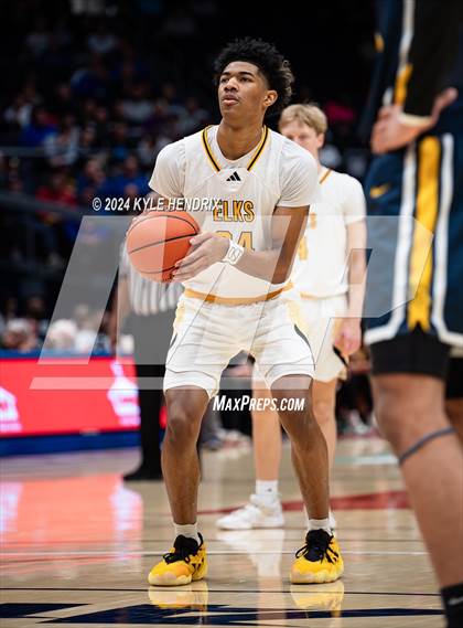 Thumbnail 1 in Centerville vs. Whitmer (OHSAA Division I Semifinal) photogallery.