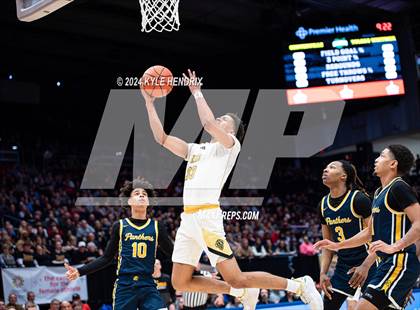 Thumbnail 1 in Centerville vs. Whitmer (OHSAA Division I Semifinal) photogallery.