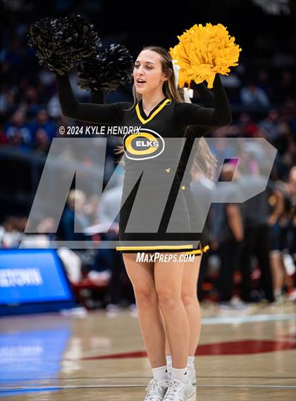 Thumbnail 1 in Centerville vs. Whitmer (OHSAA Division I Semifinal) photogallery.