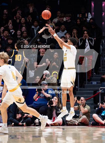 Thumbnail 3 in Centerville vs. Whitmer (OHSAA Division I Semifinal) photogallery.