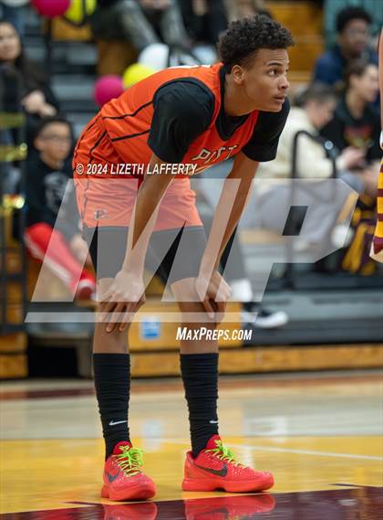 Thumbnail 1 in Pittsburg vs Liberty (CIF NCS D1 Round 1) photogallery.