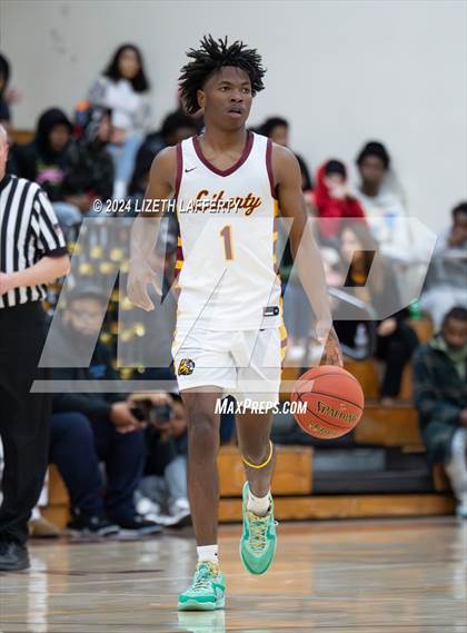 Thumbnail 3 in Pittsburg vs Liberty (CIF NCS D1 Round 1) photogallery.