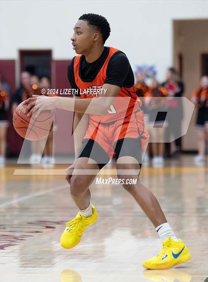Thumbnail 3 in Pittsburg vs Liberty (CIF NCS D1 Round 1) photogallery.