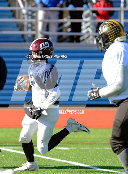 Thumbnail 1 in Nassau County Long Island Senior Bowl Classic  photogallery.