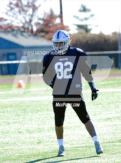 Thumbnail 3 in Nassau County Long Island Senior Bowl Classic  photogallery.