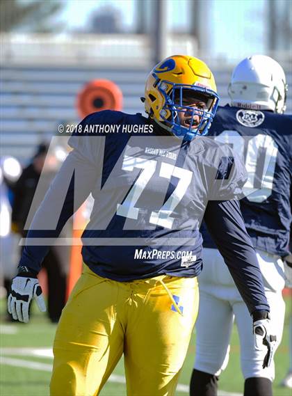 Thumbnail 2 in Nassau County Long Island Senior Bowl Classic  photogallery.