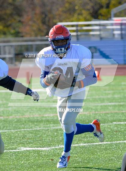 Thumbnail 2 in Nassau County Long Island Senior Bowl Classic  photogallery.