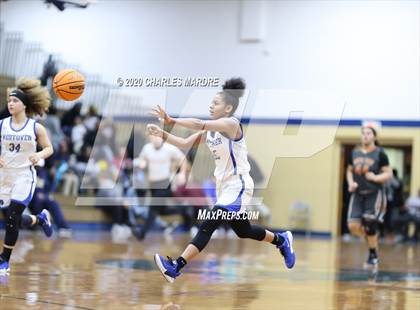 Thumbnail 2 in Westover vs. South View photogallery.