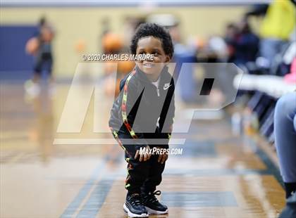 Thumbnail 1 in Westover vs. South View photogallery.