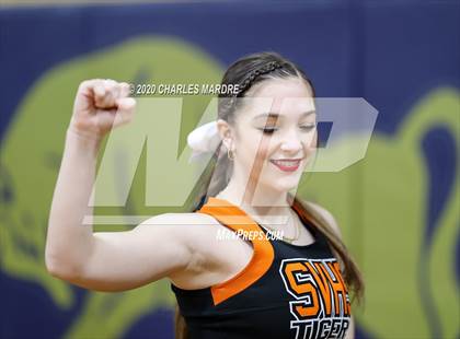 Thumbnail 1 in Westover vs. South View photogallery.