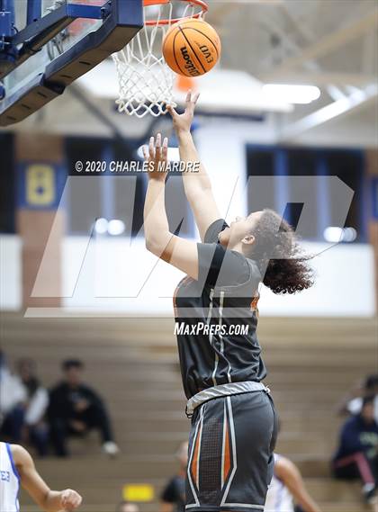 Thumbnail 2 in Westover vs. South View photogallery.