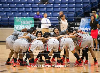 Thumbnail 3 in Keller vs. Cedar Hill (UIL 6A Area Playoff) photogallery.