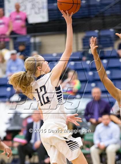 Thumbnail 1 in Keller vs. Cedar Hill (UIL 6A Area Playoff) photogallery.
