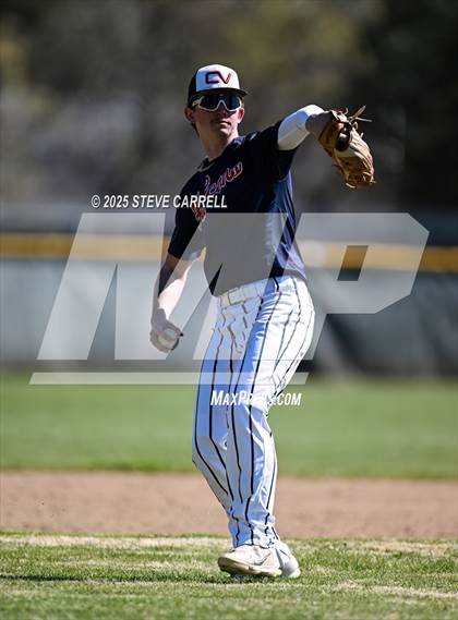 Thumbnail 2 in Central Valley vs. East Nicolaus (Foothill Tournament) photogallery.
