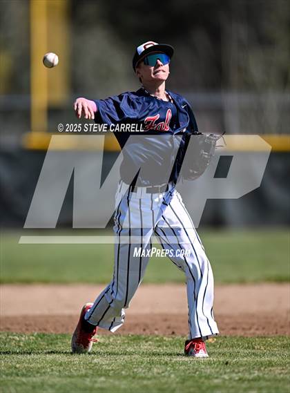 Thumbnail 2 in Central Valley vs. East Nicolaus (Foothill Tournament) photogallery.