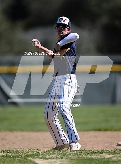 Thumbnail 1 in Central Valley vs. East Nicolaus (Foothill Tournament) photogallery.