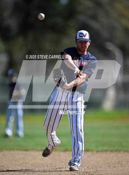 Thumbnail 1 in Central Valley vs. East Nicolaus (Foothill Tournament) photogallery.
