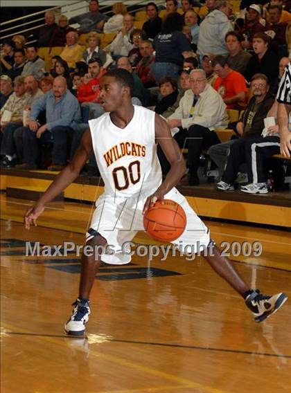 Thumbnail 3 in Marion vs. McCluer North (Best of the Midwest Shootout) photogallery.