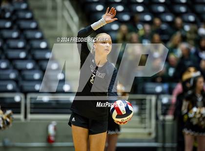 Thumbnail 1 in Iola vs. Crawford (UIL 2A Volleyball Division II Final) photogallery.