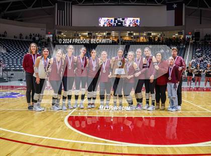 Thumbnail 2 in Iola vs. Crawford (UIL 2A Volleyball Division II Final) photogallery.