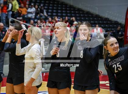 Thumbnail 1 in Iola vs. Crawford (UIL 2A Volleyball Division II Final) photogallery.