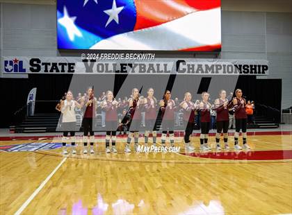 Thumbnail 2 in Iola vs. Crawford (UIL 2A Volleyball Division II Final) photogallery.
