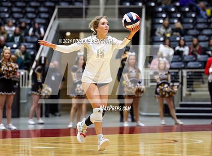 Thumbnail 3 in Iola vs. Crawford (UIL 2A Volleyball Division II Final) photogallery.
