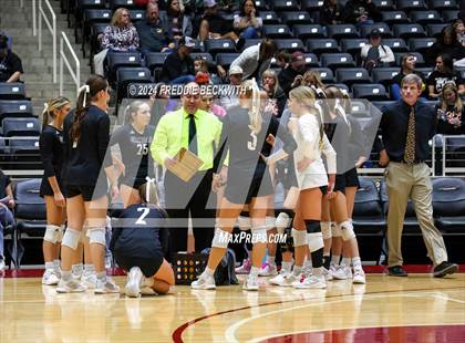 Thumbnail 3 in Iola vs. Crawford (UIL 2A Volleyball Division II Final) photogallery.