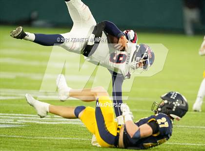 Thumbnail 1 in Highland Park vs Denton Ryan (UIL 5A Division 2 Quarterfinal) photogallery.