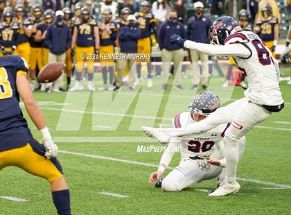 Thumbnail 2 in Highland Park vs Denton Ryan (UIL 5A Division 2 Quarterfinal) photogallery.