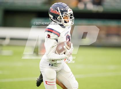 Thumbnail 2 in Highland Park vs Denton Ryan (UIL 5A Division 2 Quarterfinal) photogallery.