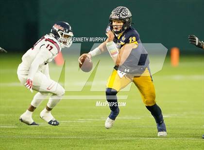 Thumbnail 1 in Highland Park vs Denton Ryan (UIL 5A Division 2 Quarterfinal) photogallery.