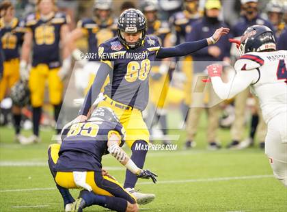 Thumbnail 1 in Highland Park vs Denton Ryan (UIL 5A Division 2 Quarterfinal) photogallery.
