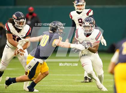 Thumbnail 1 in Highland Park vs Denton Ryan (UIL 5A Division 2 Quarterfinal) photogallery.