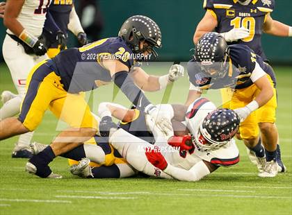 Thumbnail 1 in Highland Park vs Denton Ryan (UIL 5A Division 2 Quarterfinal) photogallery.