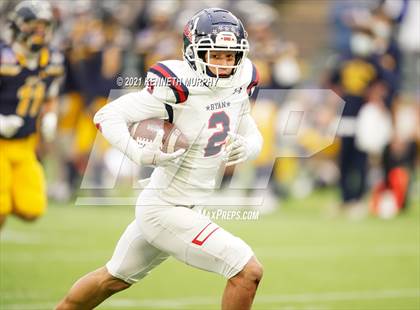 Thumbnail 1 in Highland Park vs Denton Ryan (UIL 5A Division 2 Quarterfinal) photogallery.