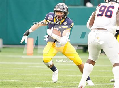 Thumbnail 1 in Highland Park vs Denton Ryan (UIL 5A Division 2 Quarterfinal) photogallery.