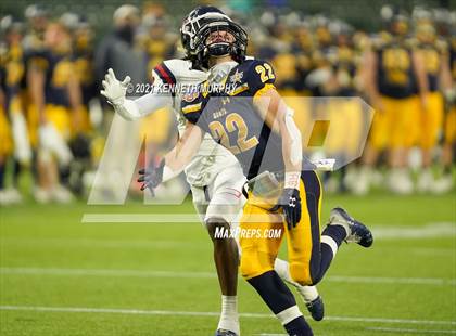 Thumbnail 2 in Highland Park vs Denton Ryan (UIL 5A Division 2 Quarterfinal) photogallery.