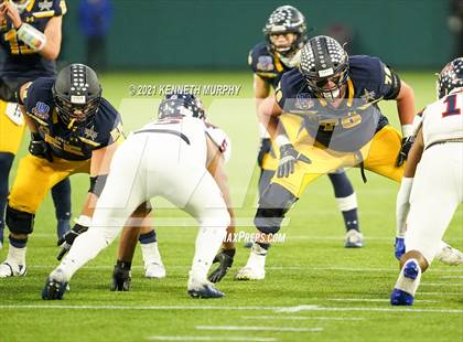 Thumbnail 3 in Highland Park vs Denton Ryan (UIL 5A Division 2 Quarterfinal) photogallery.