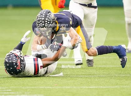 Thumbnail 3 in Highland Park vs Denton Ryan (UIL 5A Division 2 Quarterfinal) photogallery.