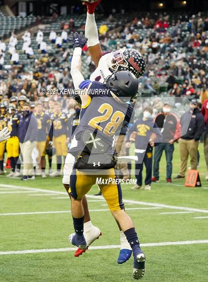 Thumbnail 1 in Highland Park vs Denton Ryan (UIL 5A Division 2 Quarterfinal) photogallery.