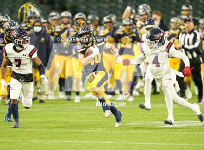 Thumbnail 3 in Highland Park vs Denton Ryan (UIL 5A Division 2 Quarterfinal) photogallery.