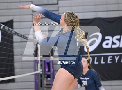 Thumbnail 1 in Sierra Canyon vs. Casteel (Durango Fall Classic) photogallery.