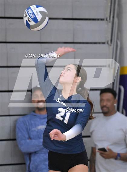 Thumbnail 2 in Sierra Canyon vs. Casteel (Durango Fall Classic) photogallery.