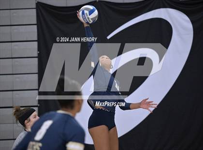 Thumbnail 2 in Sierra Canyon vs. Casteel (Durango Fall Classic) photogallery.