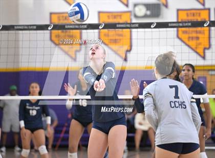Thumbnail 2 in Sierra Canyon vs. Casteel (Durango Fall Classic) photogallery.