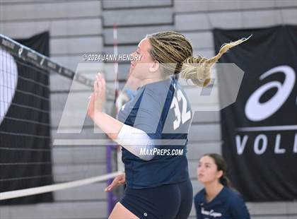 Thumbnail 2 in Sierra Canyon vs. Casteel (Durango Fall Classic) photogallery.