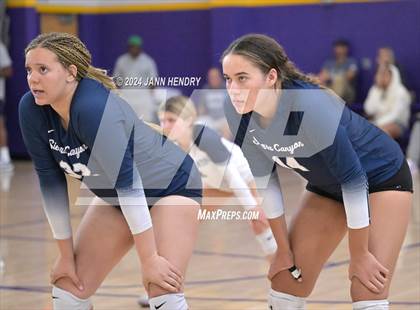 Thumbnail 2 in Sierra Canyon vs. Casteel (Durango Fall Classic) photogallery.